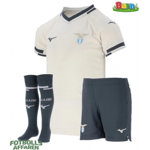 Lazio Bortaställ Barn 2025-26 Kortärmad (+ Korta byxor)